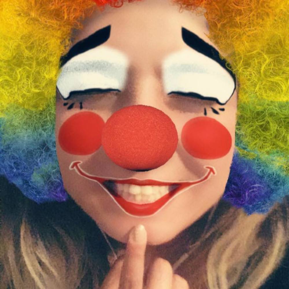 Meet your Posher, Dina